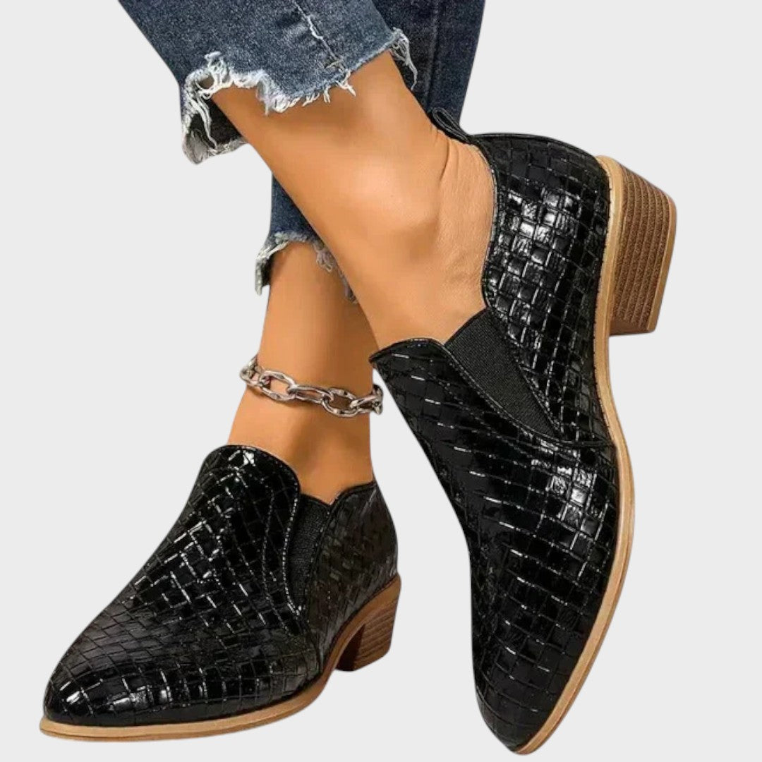 Zavira | Zapatos de Charol con Tacón Medio