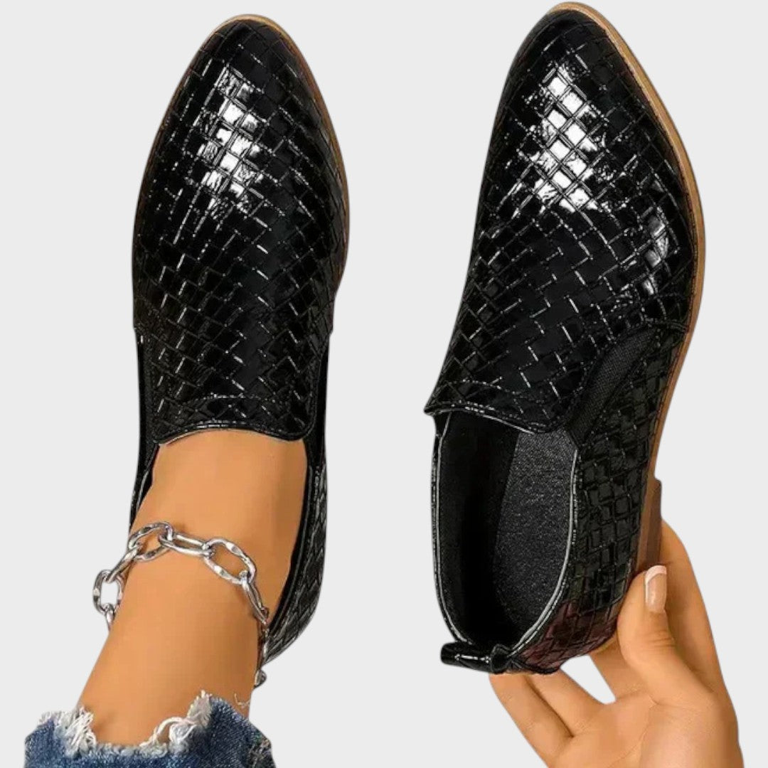 Zavira | Zapatos de Charol con Tacón Medio