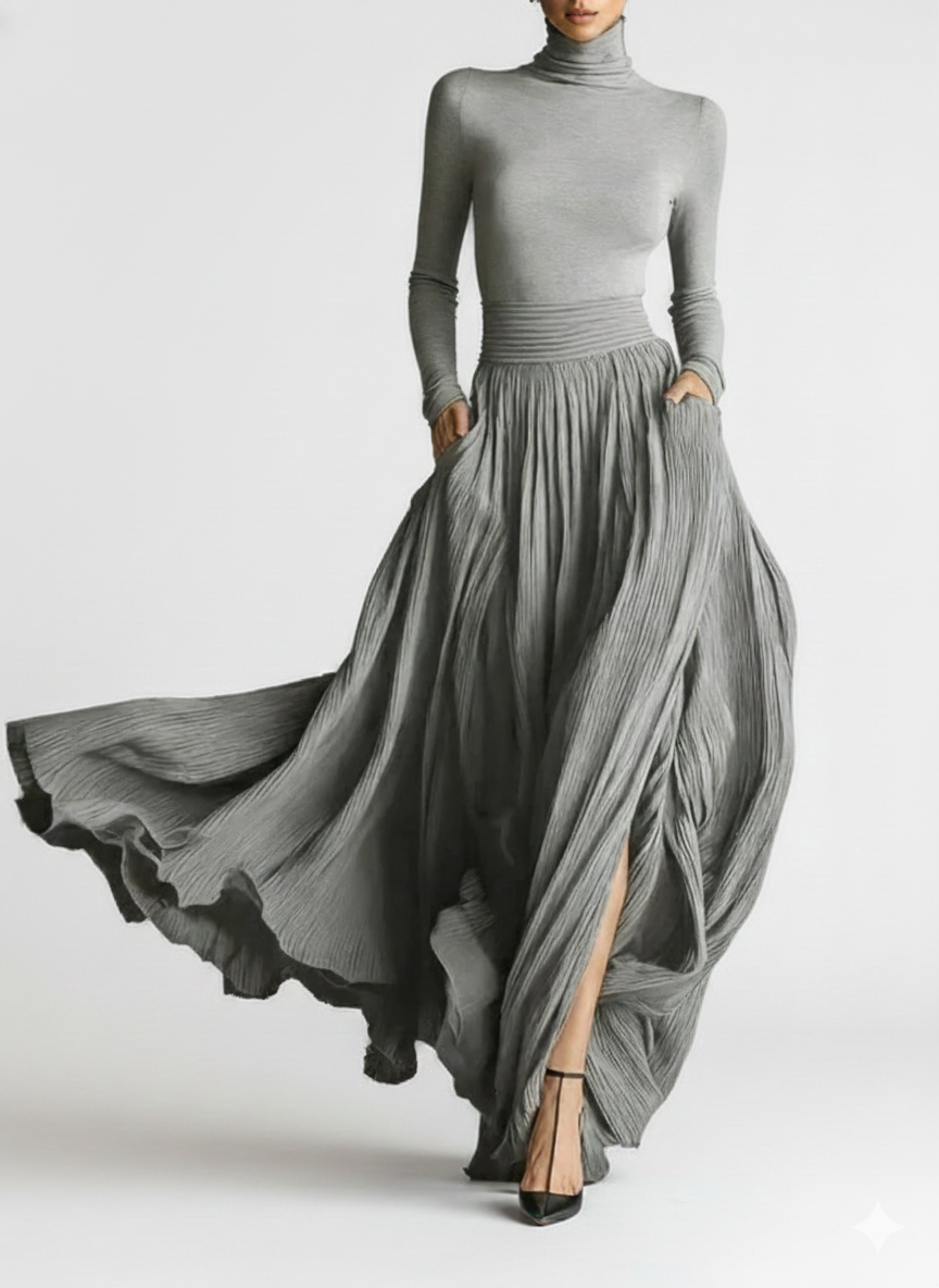 Lucía | Conjunto de falda plisada y camiseta ajustada de manga larga