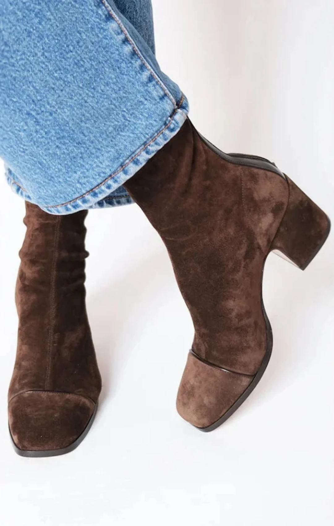 Isabel | Botas elegantes con tacón cuadrado